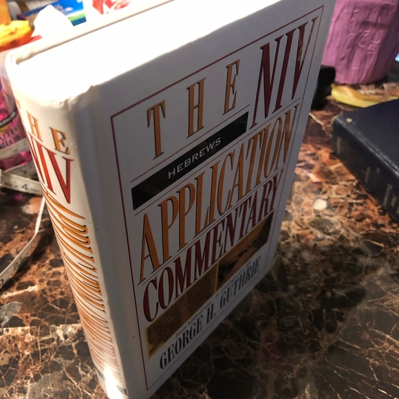 NIV Application Commentary: Hebrews [Hardcover] by Guthrie, George H. - Picture 2 of 13